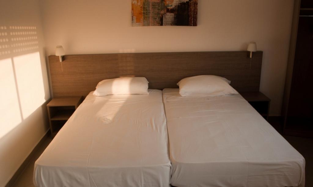 St. George Rent Rooms Larnaca Ngoại thất bức ảnh