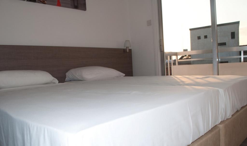 St. George Rent Rooms Larnaca Ngoại thất bức ảnh