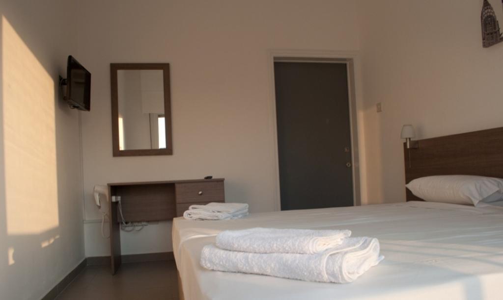 St. George Rent Rooms Larnaca Ngoại thất bức ảnh