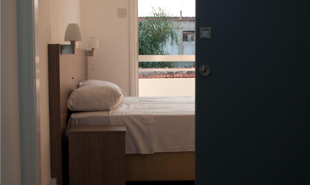 St. George Rent Rooms Larnaca Ngoại thất bức ảnh