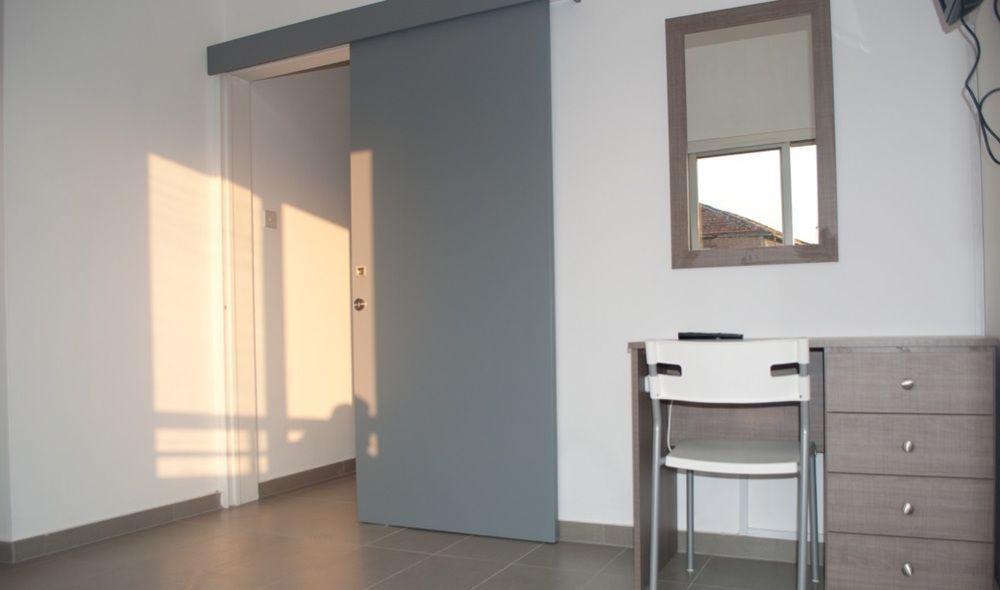 St. George Rent Rooms Larnaca Ngoại thất bức ảnh