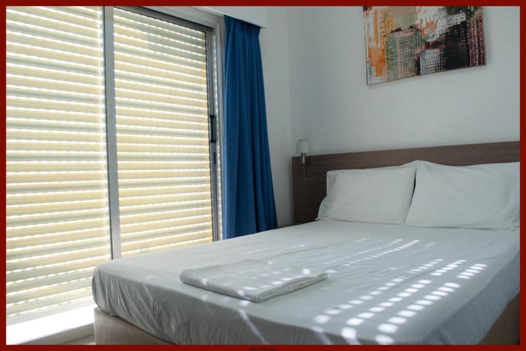 St. George Rent Rooms Larnaca Ngoại thất bức ảnh